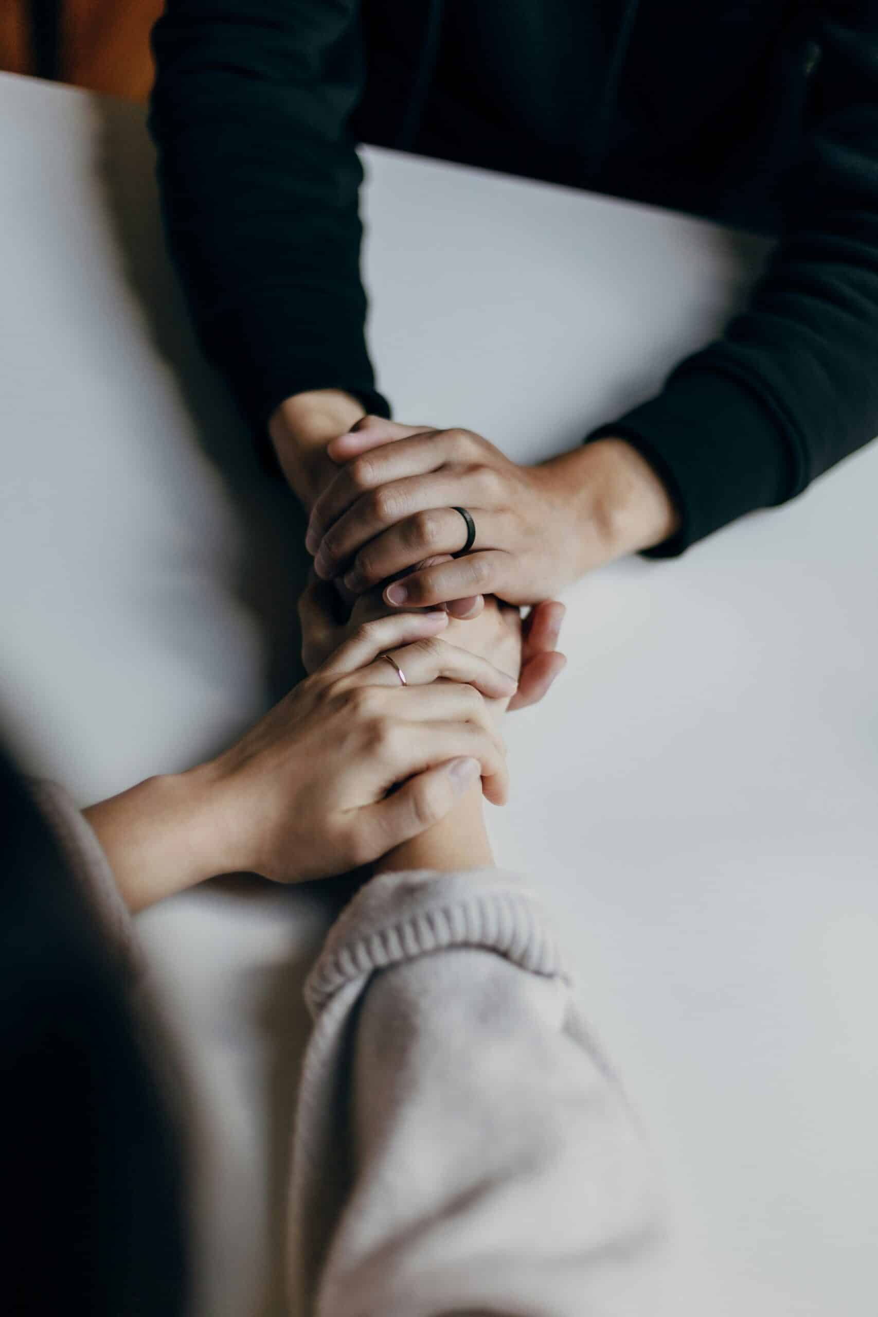 Soutien aux proches et nettoyage après décès : l'humanité au cœur de l'intervention de MW CARE.
